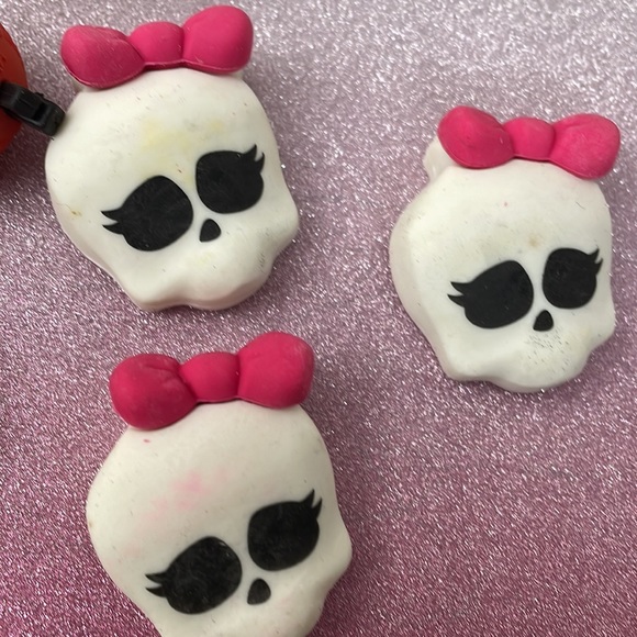 Bundle of vintage erasers - Picture 5 of 5